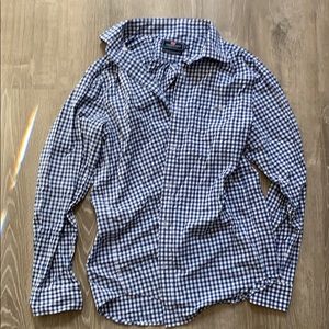 Vineyard Vines Men’s button down